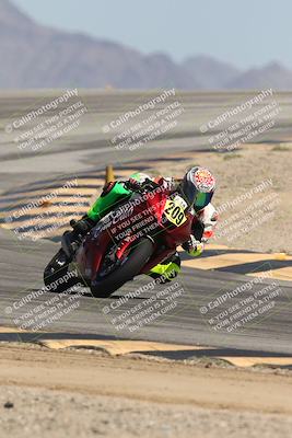 media/Oct-02-2025-Racers Edge (Thu) [[2c91cb6ab3]]/2-A Group/Session 5-Turn 12 (130pm)/